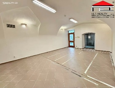 Pronájem obchodního prostoru 30 m²