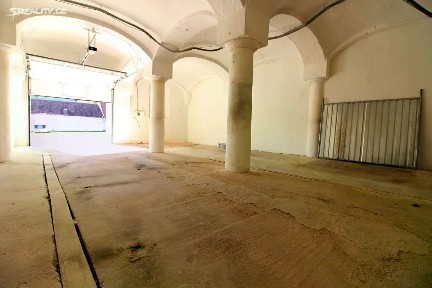 Pronájem výrobní haly, prostoru 92 m²