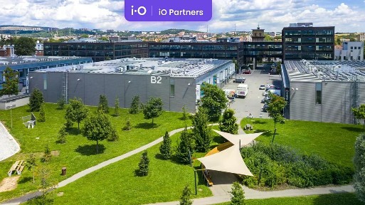 Pronájem skladového prostoru 375 m²