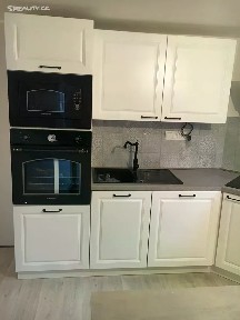 Pronájem rodinného domu 90 m², pozemek 0 m² Křivá, Hradec Králové - Třebeš