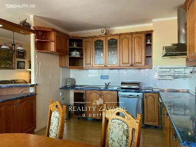Pronájem bytu 3+1 74 m² Vysočanská, Praha - Střížkov