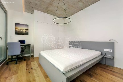 Pronájem bytu 2+kk 66 m² Breitfeldova, Praha - Karlín