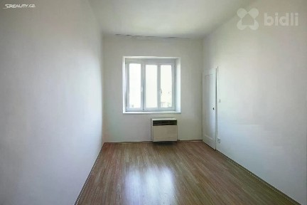 Pronájem bytu 2+1 45 m² Nad studánkou, Praha - Nusle