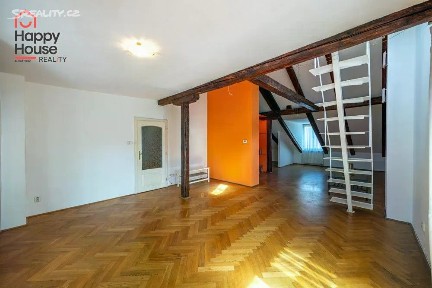 Pronájem bytu 3+kk 164 m² Viktora Huga, Praha - Smíchov