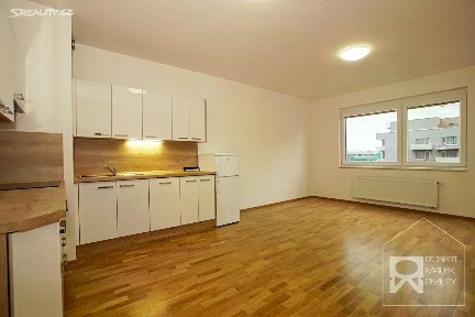 Pronájem bytu 2+kk 63 m² Saarinenova, Praha - Hloubětín