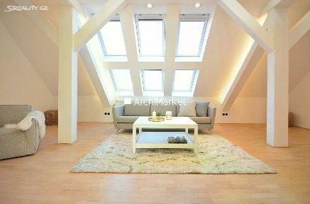Pronájem bytu 2+kk 85 m² Ostrovského, Praha - Smíchov