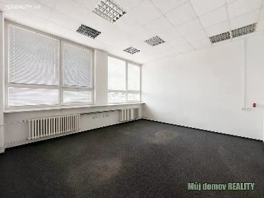 Pronájem kanceláře 25 m² Kolbenova, Praha - Vysočany