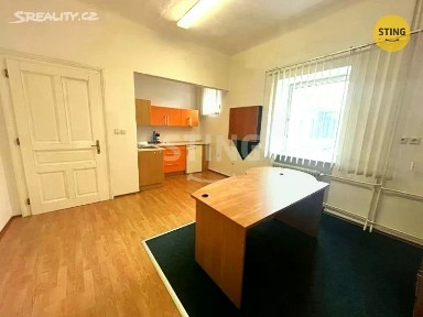 Pronájem kanceláře 90 m²