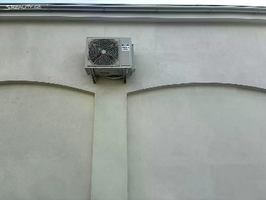 Pronájem výrobní haly, prostoru 302 m²