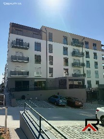 Prodej bytu 2+kk 66 m²
