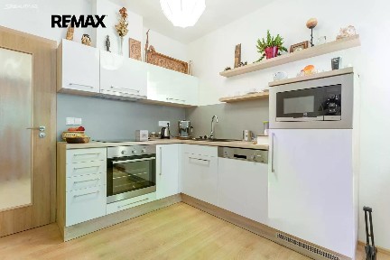 Pronájem bytu 1+kk 33 m² Vídeňská, Brno - Štýřice