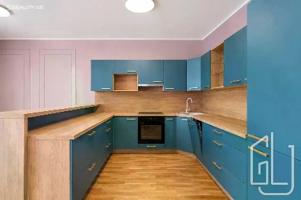 Prodej bytu 1+kk 40 m² Mezi Vodami, Praha - Modřany