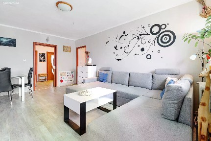 Prodej bytu 3+1 70 m² Nad přehradou, Praha - Horní Měcholupy