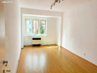 Prodej bytu 2+kk 55 m² Kloboučnická, Praha - Nusle