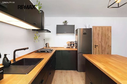 Pronájem bytu 3+kk 63 m² Porubská, Ostrava - Poruba
