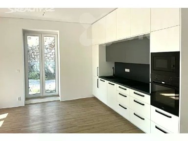 Pronájem bytu 2+kk 66 m² Neprobylice