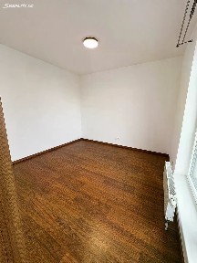 Pronájem bytu 2+kk 41 m² Počernická, Praha - Malešice