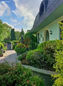 Prodej vily 458 m², pozemek 919 m²
