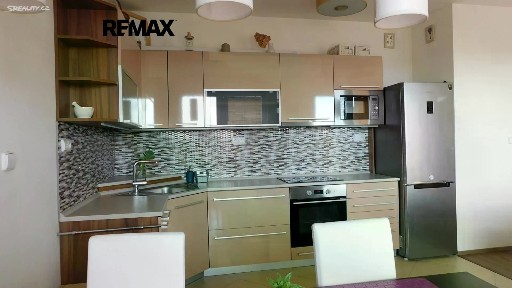 Pronájem bytu 2+kk 48 m² Pavla Beneše, Praha - Letňany