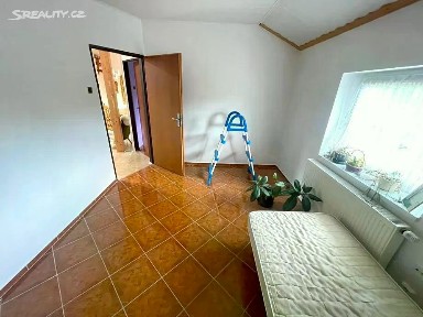 Pronájem bytu 1+kk 16 m² Hrádková, Praha - Újezd nad Lesy