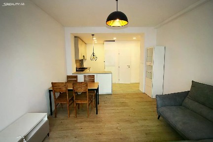 Pronájem bytu 2+kk 58 m² Pobřežní, Praha - Karlín