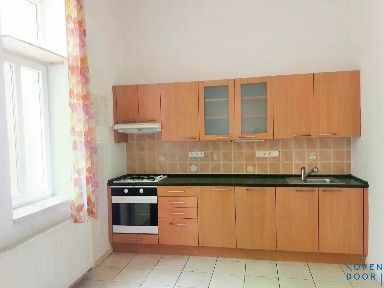 Pronájem bytu 2+1 70 m² Korunovační, Praha - Bubeneč