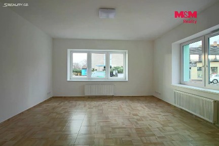 Pronájem bytu 1+kk 44 m² Bratří Štefanů, Hradec Králové - Slezské Předměstí