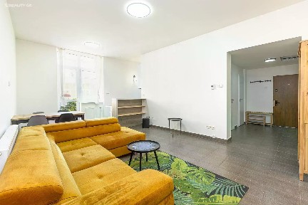 Pronájem bytu 3+kk 95 m² Šafaříkova, Hradec Králové