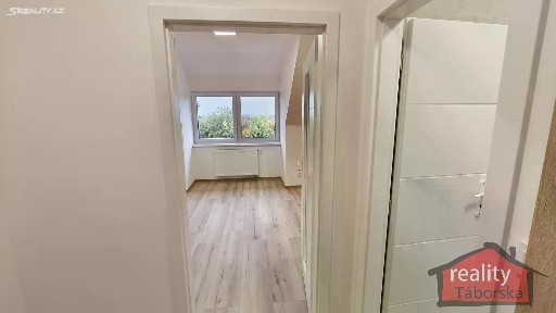 Prodej bytu 1+kk 35 m² Nupacká, Nupaky