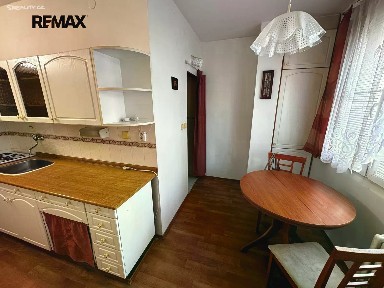 Pronájem bytu 1+1 40 m² Macháčkova, Plzeň - Skvrňany