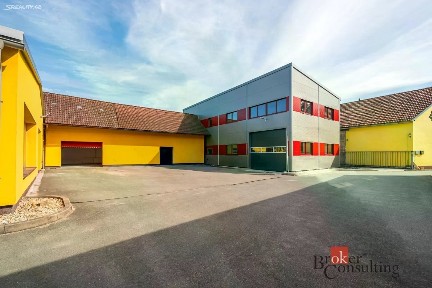 Pronájem výrobní haly, prostoru 435 m²