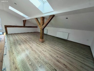 Pronájem bytu 2+kk 66 m² Návsí