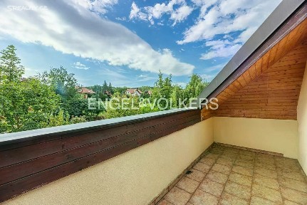 Pronájem rodinného domu 288 m², pozemek 1164 m² U lip, Praha - Lipence