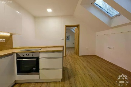 Pronájem bytu 2+kk 44 m² Hradební, Uherské Hradiště