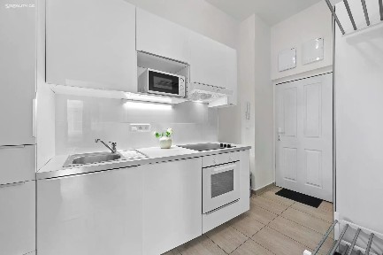 Pronájem bytu 1+kk 30 m² Koliště, Brno