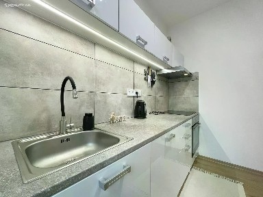 Pronájem bytu 2+1 45 m² U Cukrovaru, Olomouc - Holice