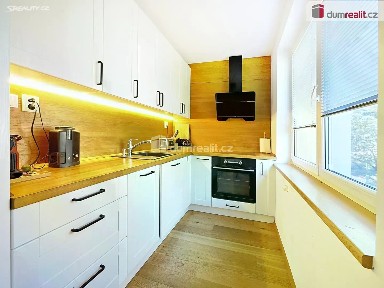 Pronájem bytu 3+1 71 m² Dykova, Mělník