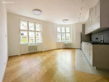 Pronájem bytu 3+kk 83 m² Na hutích, Praha - Bubeneč