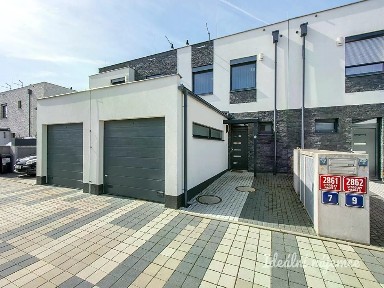 Pronájem bytu 4+kk 201 m² Kecova, Praha - Stodůlky
