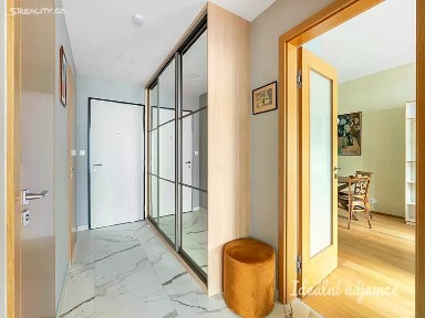 Pronájem bytu 2+kk 58 m²