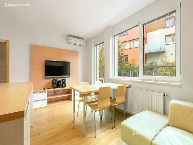 Pronájem bytu 2+kk 55 m² Hvězdářská, Praha - Velká Chuchle