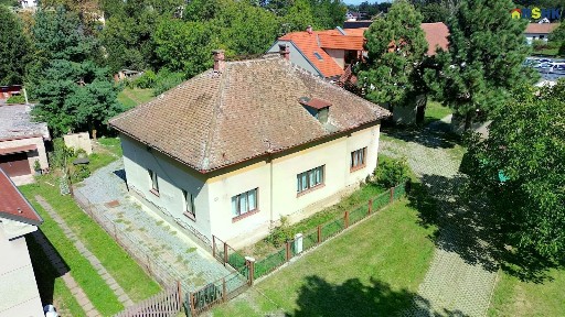 Pardubická, Opatovice nad Labem