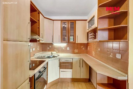 Prodej bytu 1+kk 41 m² U Židovského hřbitova, Beroun - Beroun-Město
