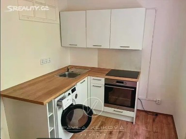 Pronájem bytu 1+1 28 m²