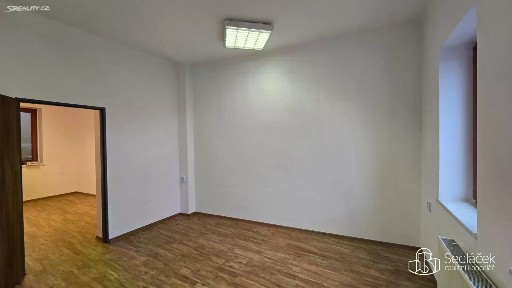Pronájem kanceláře 25 m² nábřeží Petra Bezruče, Sokolov