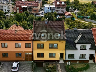 Prodej rodinného domu 387 m², pozemek 622 m² Nová, Ostrožská Nová Ves