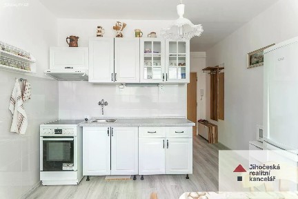 Pronájem bytu 1+1 35 m²