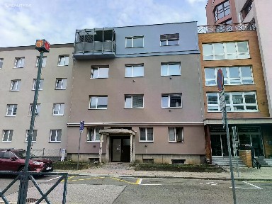 Pronájem bytu 2+kk 45 m² Vocelova, Hradec Králové - Pražské Předměstí