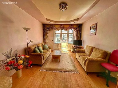 Pronájem bytu 3+1 90 m² Bulharská, Karlovy Vary
