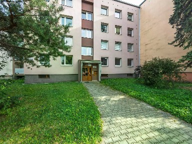 Pronájem bytu 1+1 42 m²